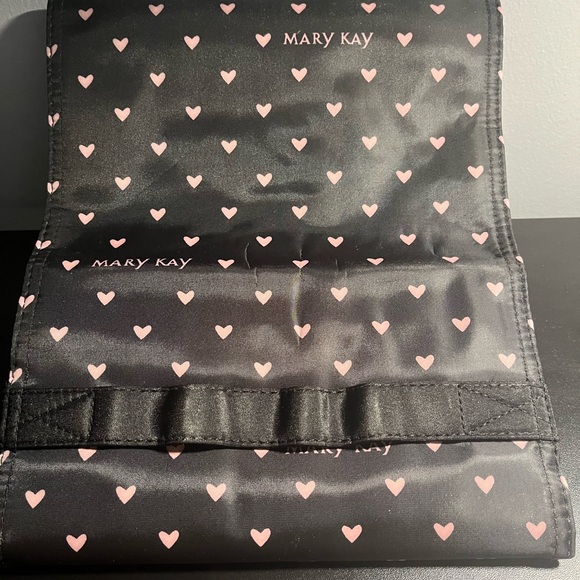 Mary Kay Black and Pink Jewelry Organizer - Picture 5 of 5